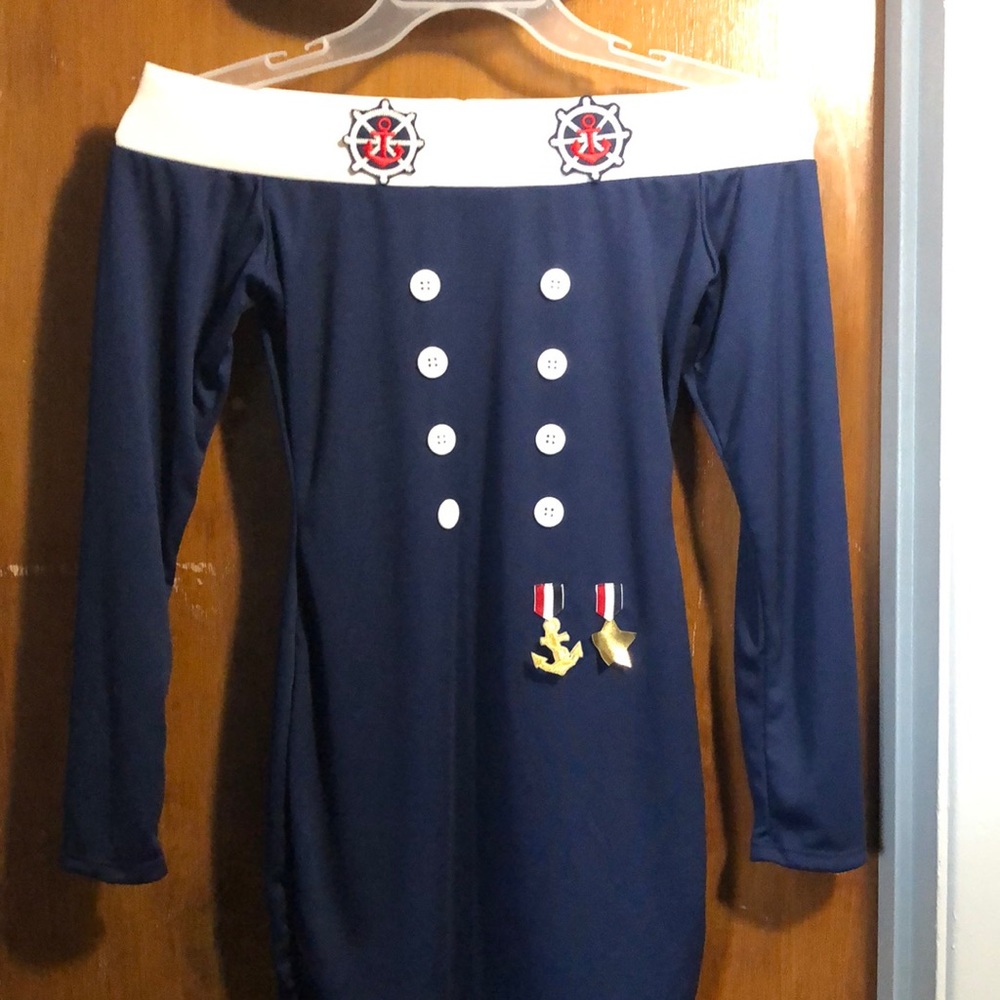 Elegant Moments Sailor